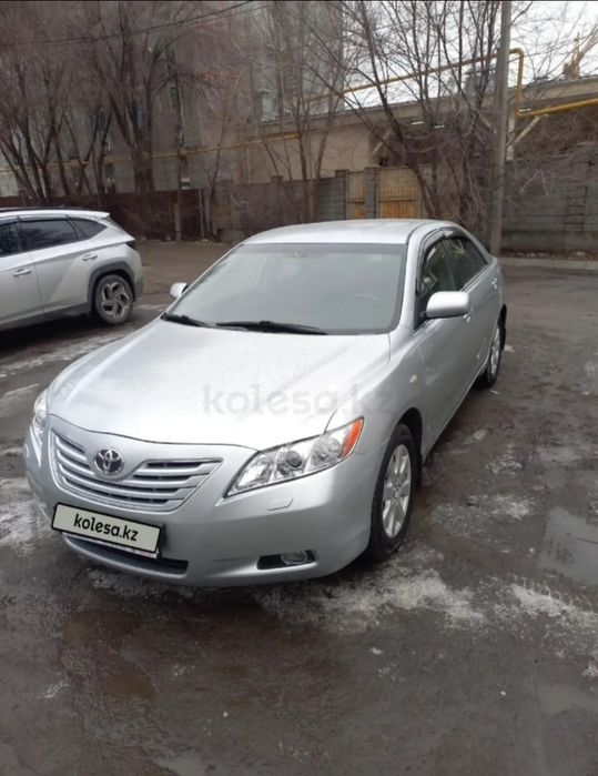 Toyota camry 40-ка