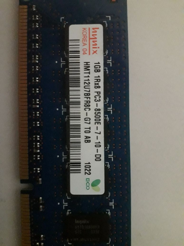 Placute RAM 1GB DDR3