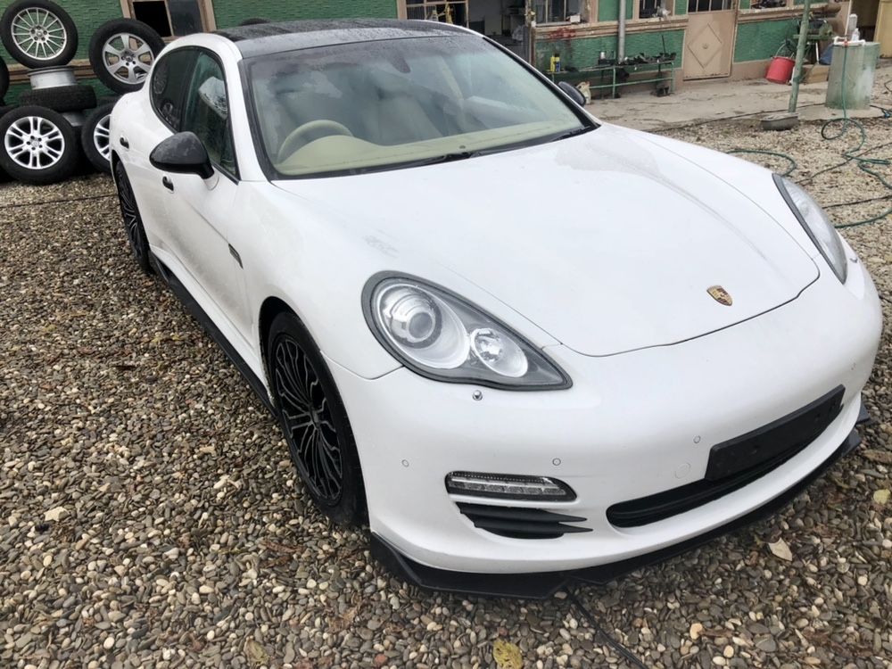 Dezmembrez Porsche Panamera 3.0d Turbo