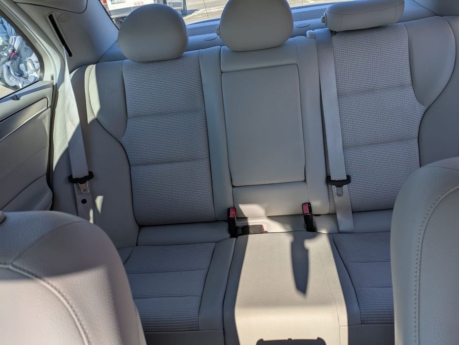 Vând Mercedes - Benz C180 Kompressor 2006, automată