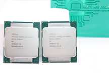 2 x Procesor Intel Xeon 12 Cores E5-2670 V3 2.3GHz DDR4