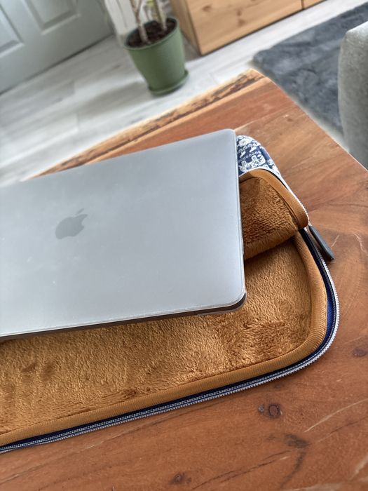 Macbook Air 13 inch, M1 2020