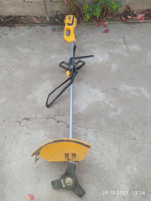 Продам триммер для травы