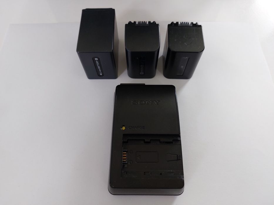 Батерии + Зарядно Съвместими Sony NP-FV70