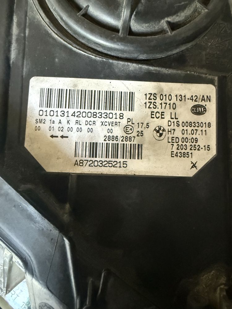 BMW F10/F11 Bi-Xenon Завиващи Фарове