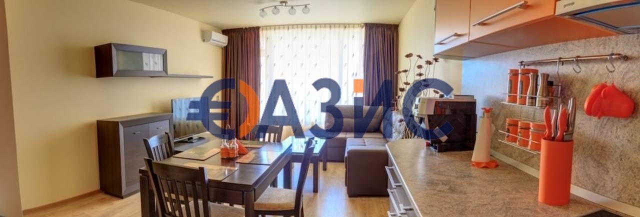 Тристаен апартамент в комплекс на първа линия Олимпия Бийч в Равда,