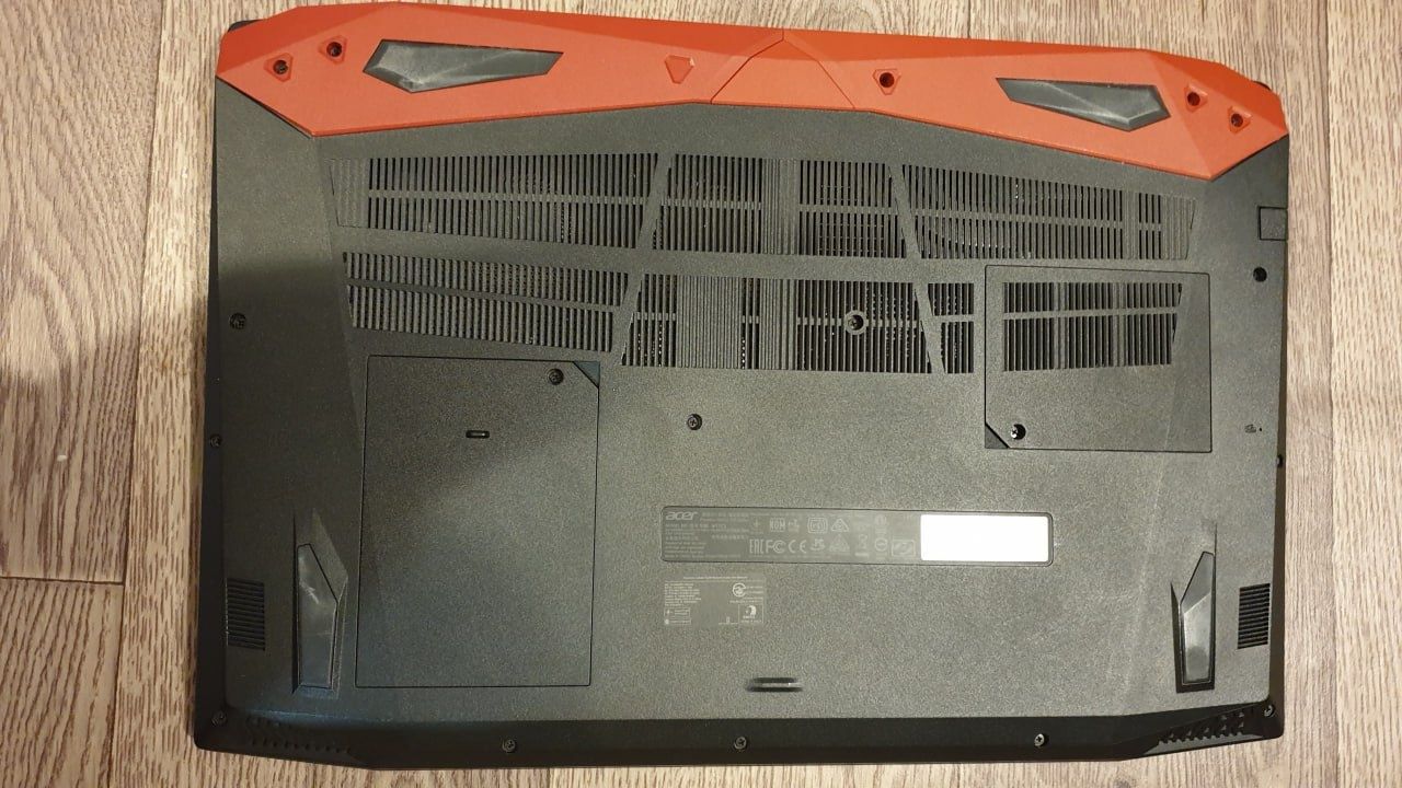 Noutbuk Acer Predator