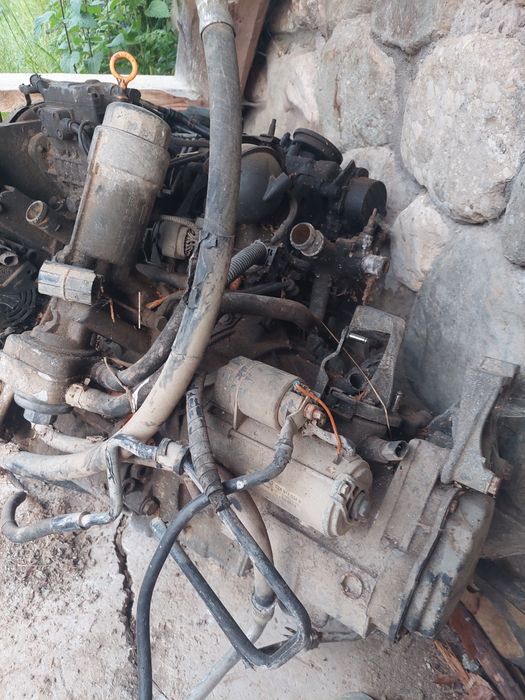 Motor de tip ALH