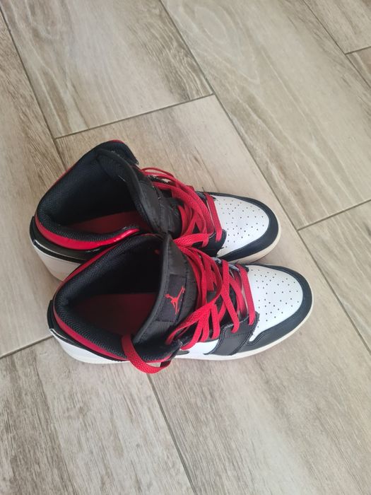 Adidasi Nike Jordan 39