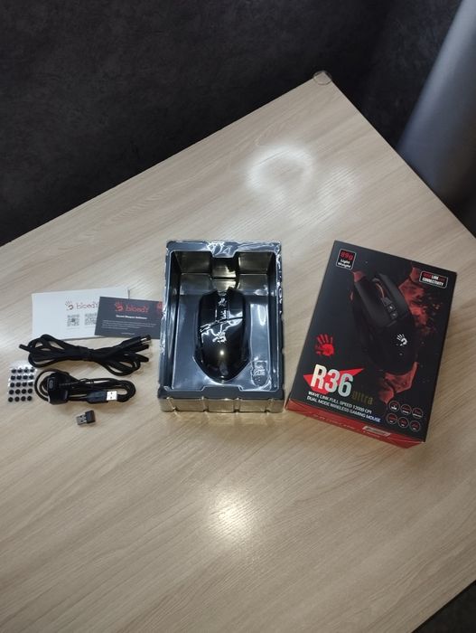Игровая мышка от Bloody R36 ultra.