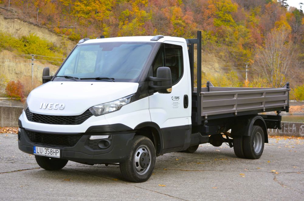 Iveco Daily 2015 basculabil pe 3 parti