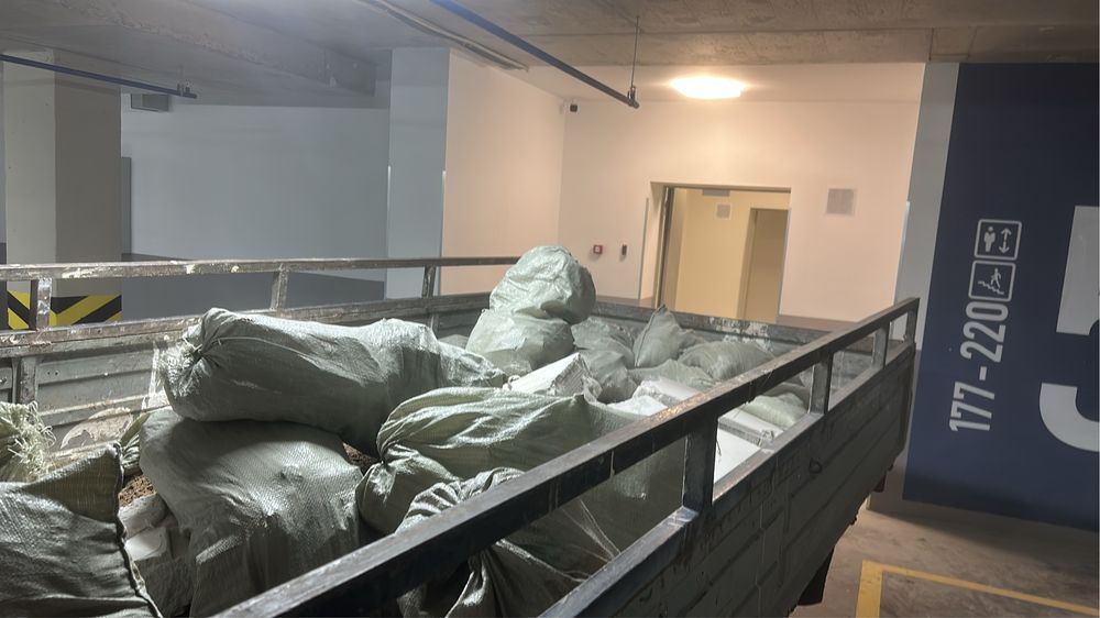 Вывоз мусора вывоз строительного мусора газель заезд в паркинг без гбо