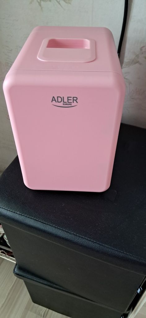 Мини хладилник ADLER