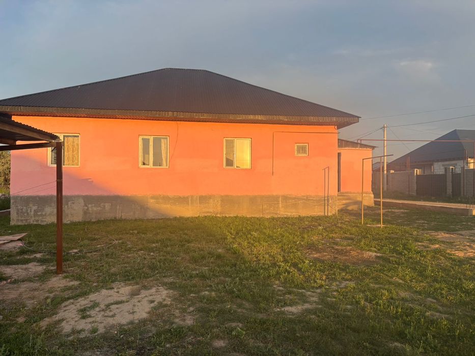Продам дом полный армированный бетон 30 см на 30 см