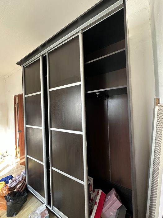 Шкаф для прихожей мебель