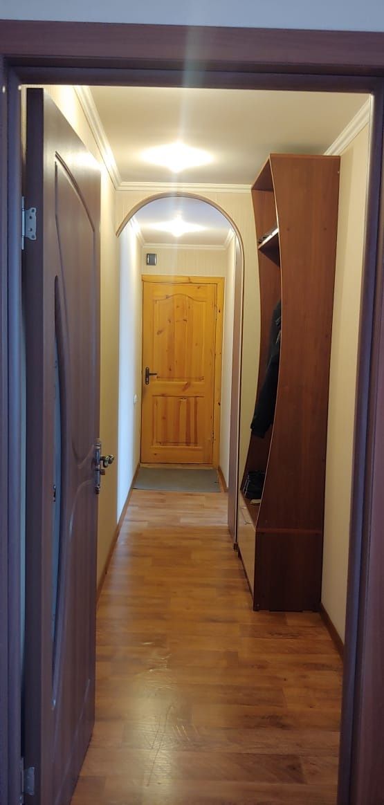 Продам 2 комнатную кв.Строителей 19