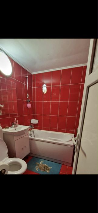 Vand apartament 3 camere