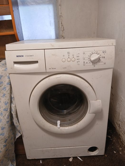 Продам стиралку на запчасти