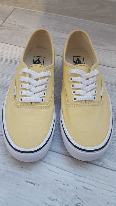 Нови жълти гуменки VANS unisex EUR40,5