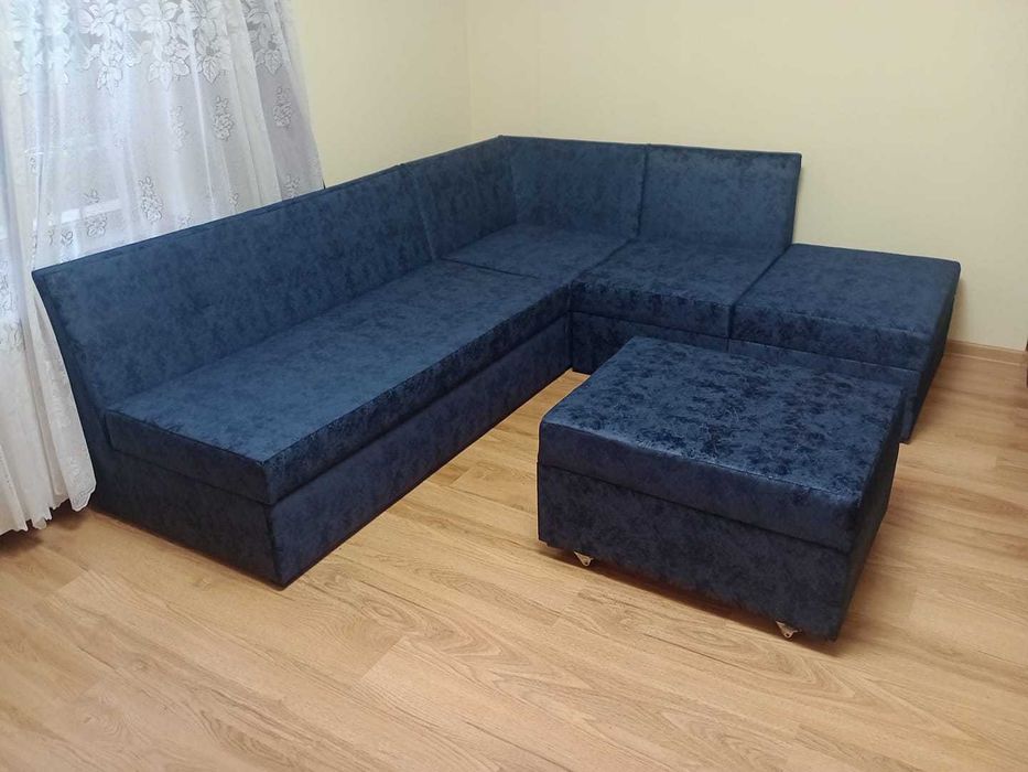 Tapitam, canapele, fotolii, coltarii etc.