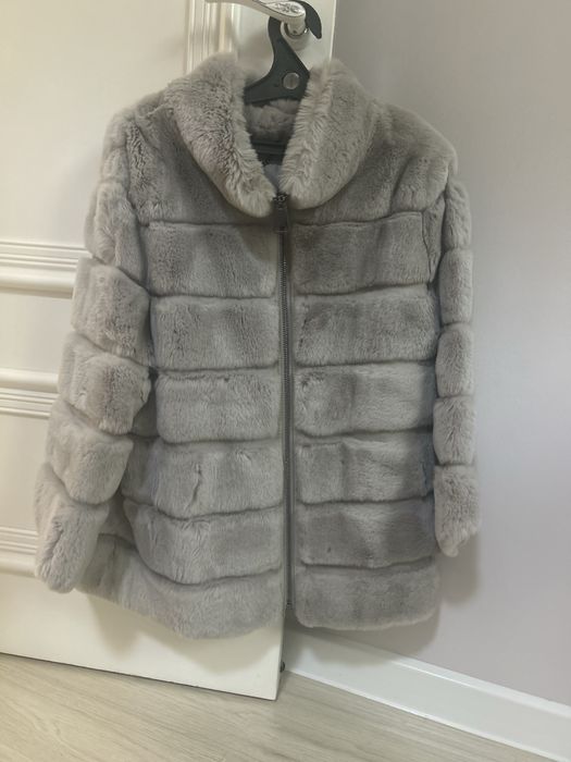 Шубка рекс, в отличном состоянии , S и М