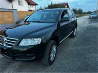 Vand Touareg 2.5 din 2004
