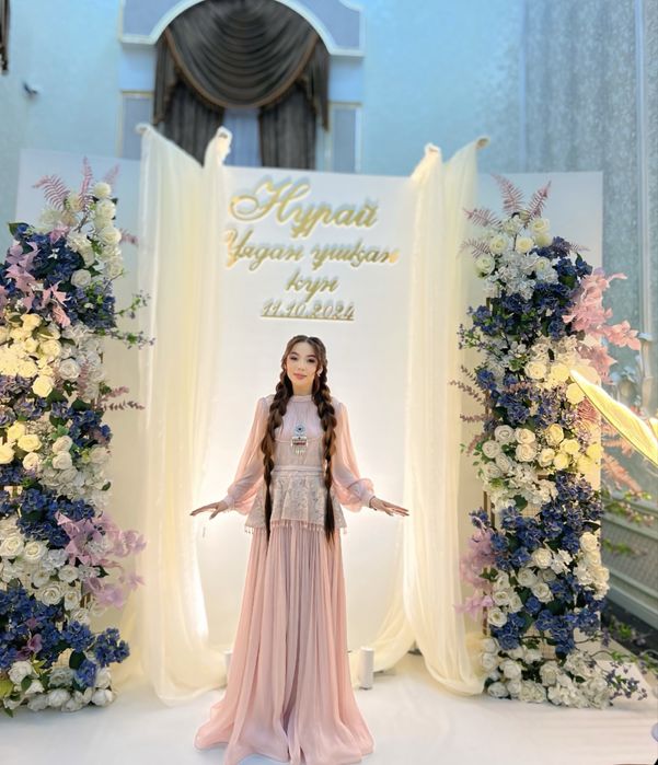 Алия коллекция бренді 55.000тг сатам.Сырға салуда ғана киілгн 42,44,46