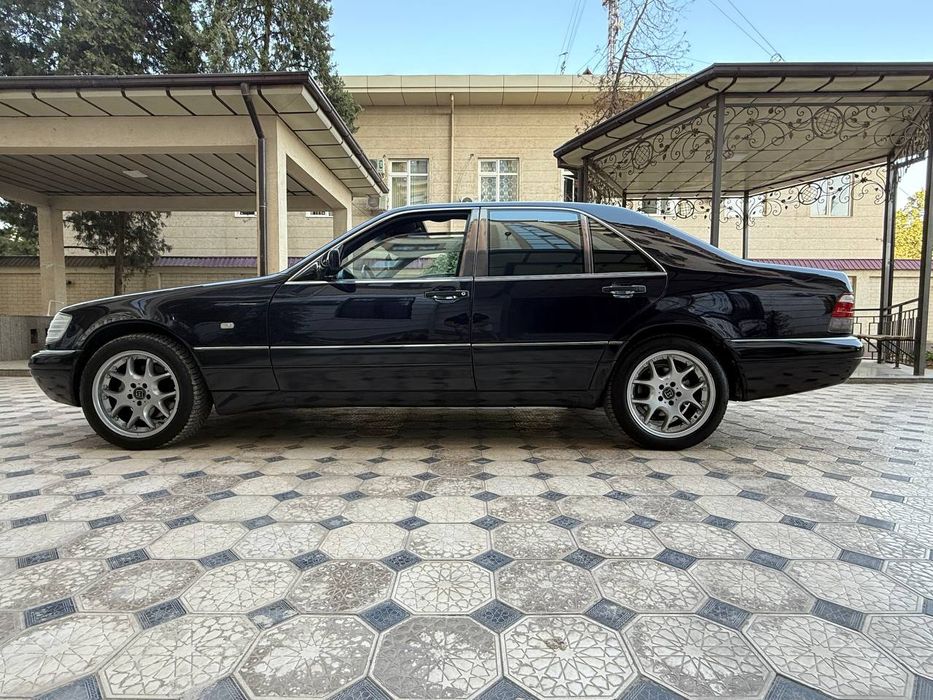 Срочно продаю мерс 140 .машина в отличном состоянии