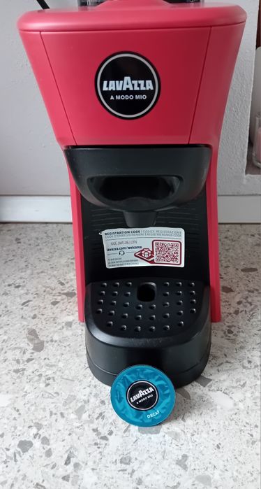 Espressor Lavazza A Modo Mio Tiny , Rosu