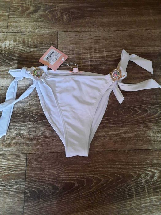 Нови бански, различни видове и размери