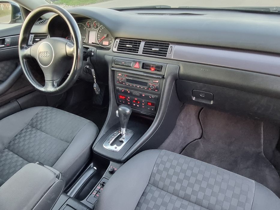 De vinzare Audi a6 2005 1.9 131 cp automat