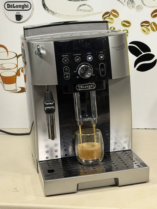 Кафемашина кафе автомат delonghi magnifica s smart с гаранция