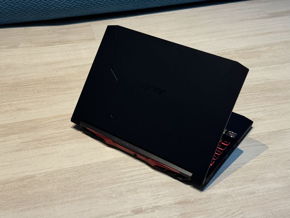 15.6’FHD IPS 144Hz/RTX 3070 8GB/Ryzen 7-5800H/Acer Nitro 5/16GB/512GB