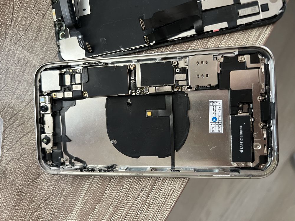 Iphone XR defect cu spate de 15 pro