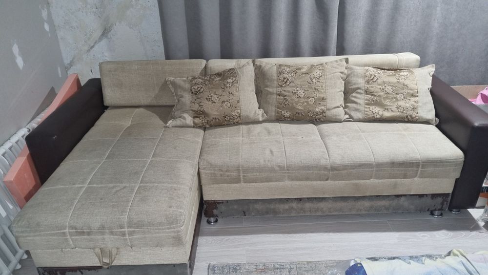 Продам Диван раздвижной