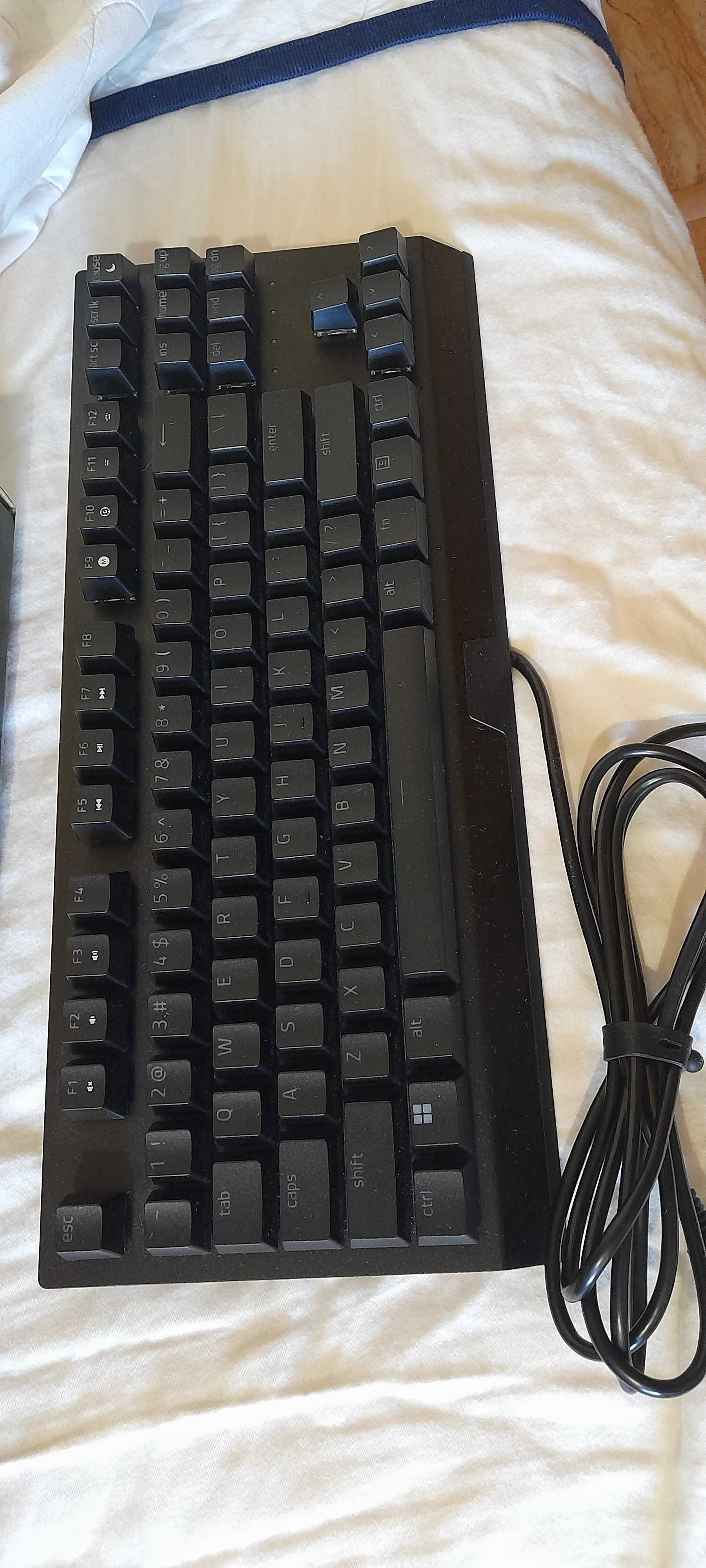 Механична клавиатура RAZER BLACKWIDOW V3
