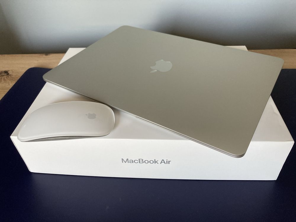 Laptop MacBook M1