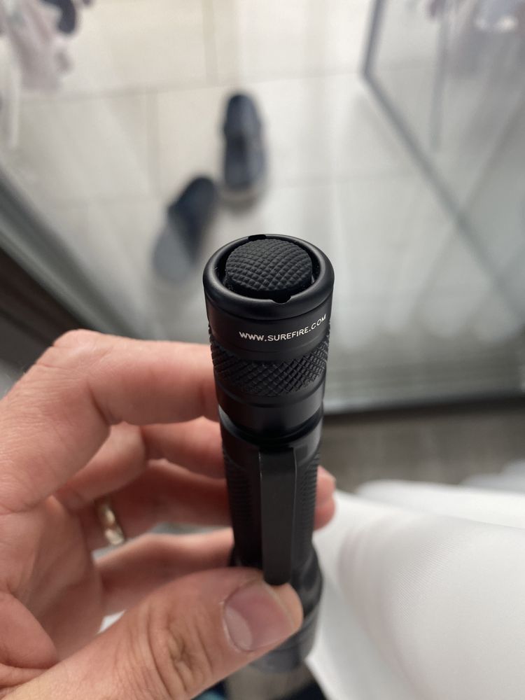 Lanterna Surefire EDCL2-T Dual-Output LED EDC ORIGINALA