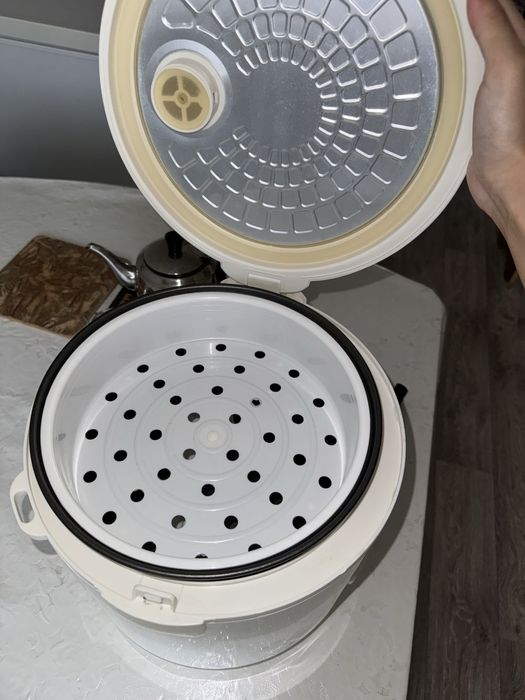 Срочно продается рисоварка