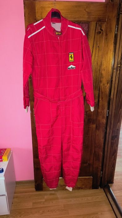 Combinezon omp FIA Ferrari