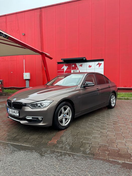Vand sau schimb Bmw F30 320i 184cp
