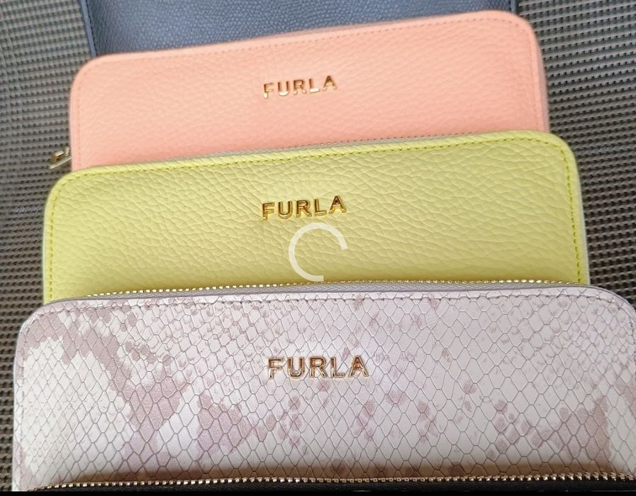 Портмонета Furla голям размер