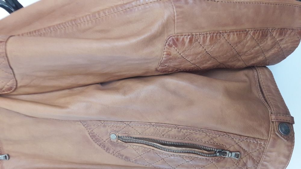Vand haine de piele