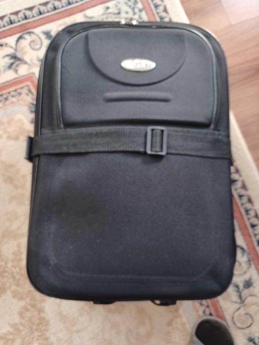 Куфар за път на колела