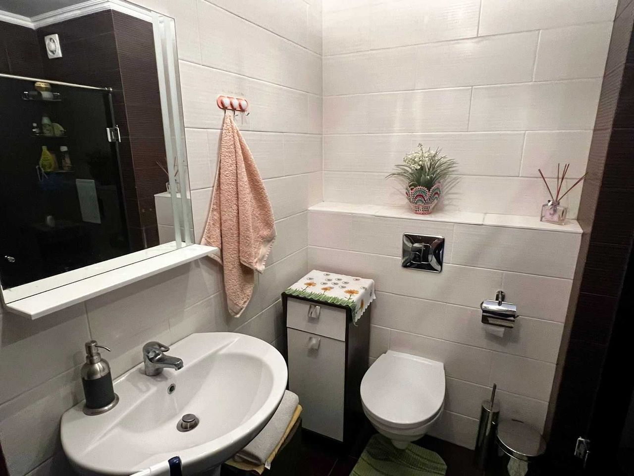 Продава се Двустаен апартамент в к.к. Слънчев бряг - 70 кв.м за 1015 €/кв.м - Снимка #10