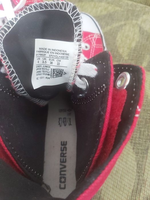 Маратонки Asics, Adidas Duramo 10, Brooks и кецове Converse