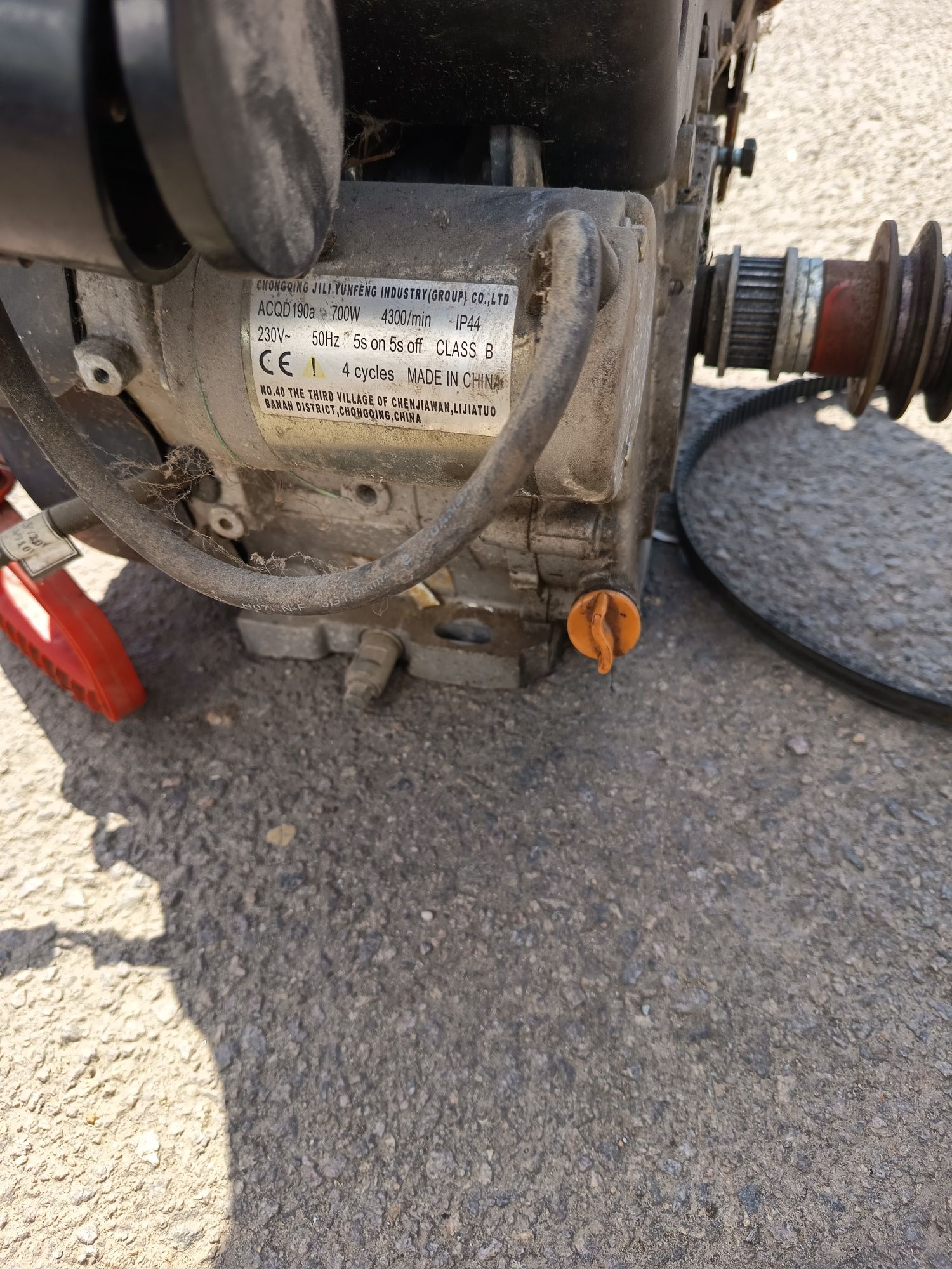 Motor 4 timpi 375 cc