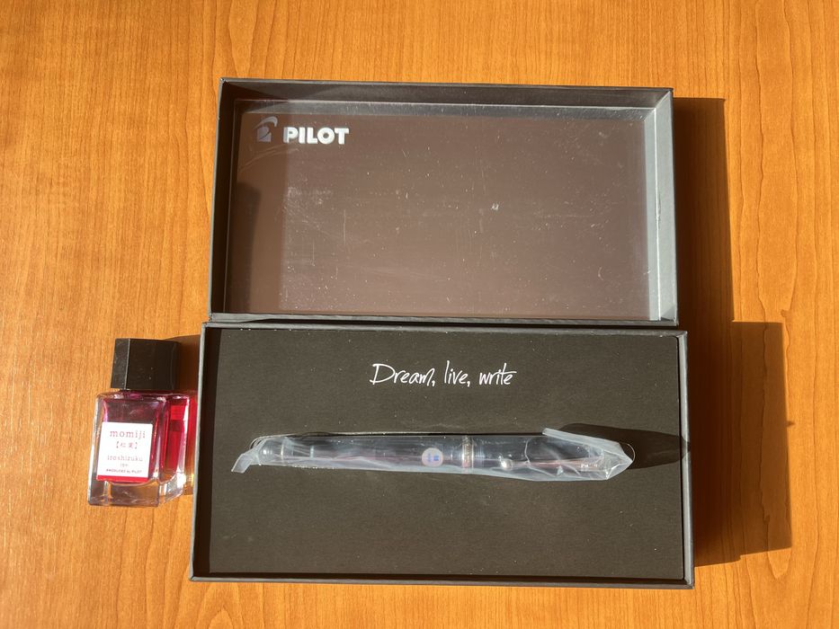 Stilou Pilot Custom 74 ca nou plus bonus