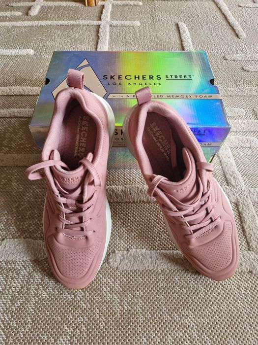 Маратонки Skechers street