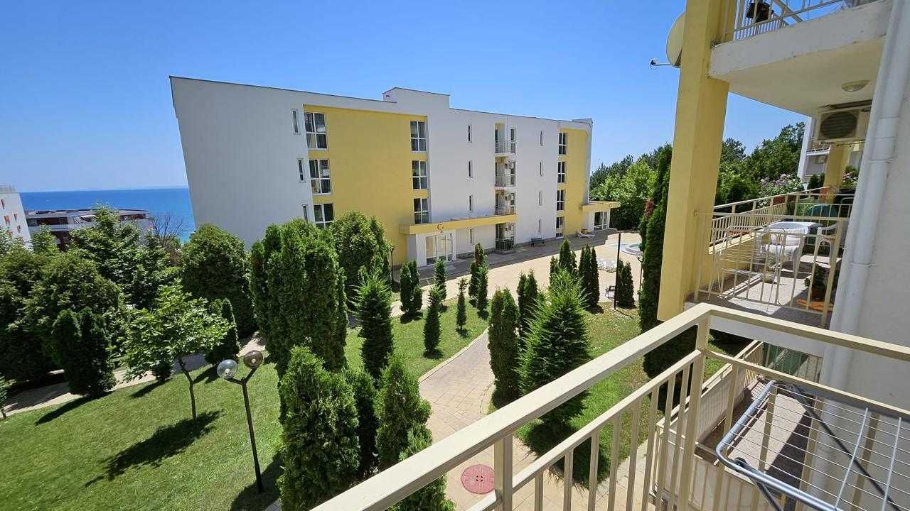 Голям двустаен апартамент с фронтална гледка море в Свети Влас.